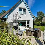 Nyaraló Ferienhaeuser Strandhaus Duenenwind Wustrow