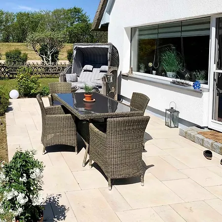 Ferienhaeuser Strandhaus Duenenwind Wustrow