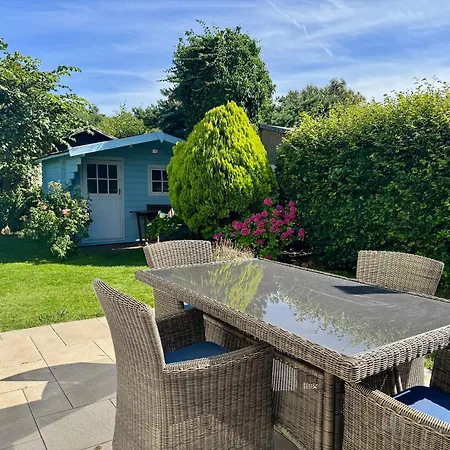 Ferienhaeuser Strandhaus Duenenwind Nyaraló Wustrow